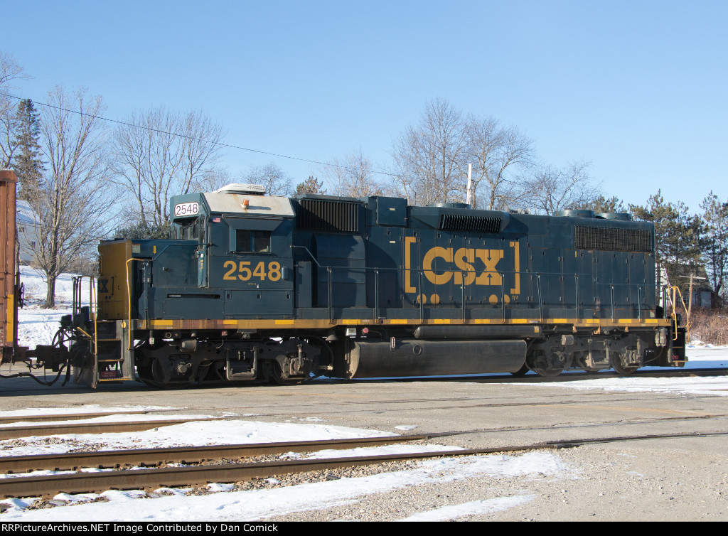 CSXT 2548